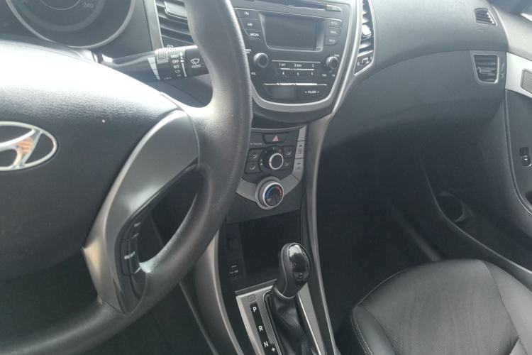 Used Hyundai Elantra 2016 1.6L Automatic Smart Version
