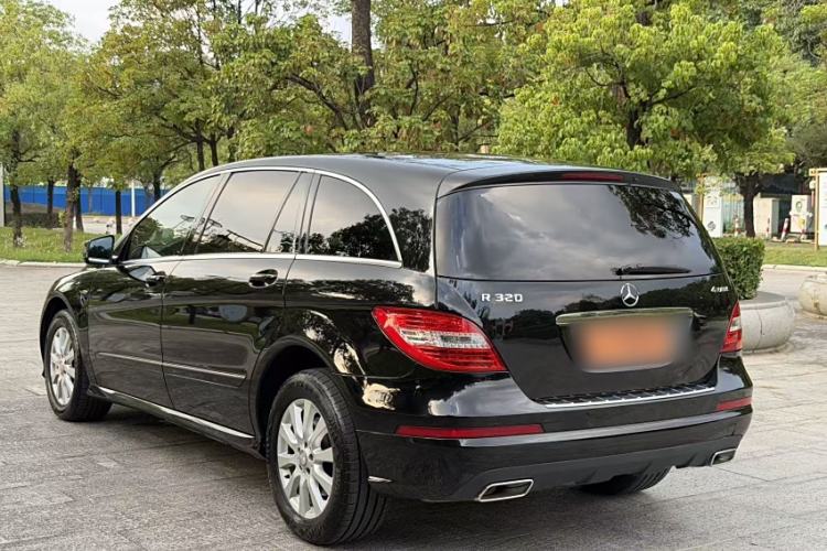 Used Mercedes-Benz R-Class 2017 R 320 4MATIC Business Edition Prestige Model