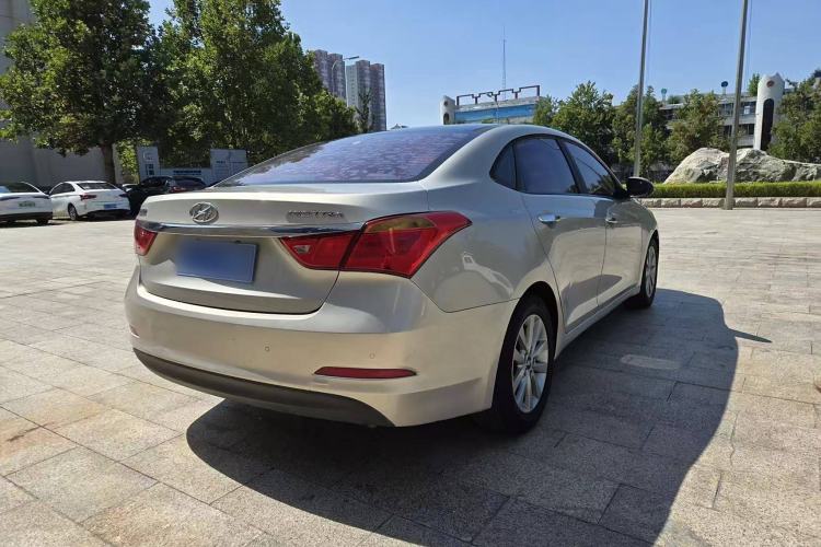 Used Hyundai Mistra 2014 1.8L Automatic Smart GLS
