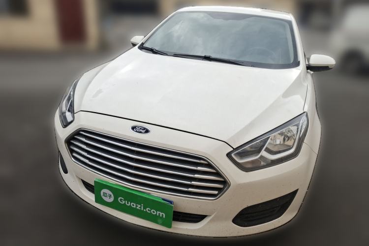 Used Ford Escort 2019 Facelifted 1.5L Automatic ZhiXiang Version (Tire Pressure Monitoring) China V Standard
