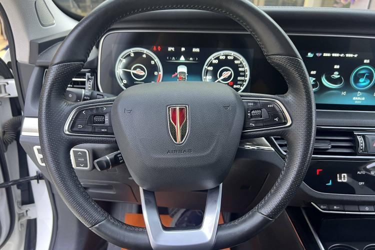 Used Hongqi HS5 2022 Revised Version 2.0T Smart Connect Flagship Edition
