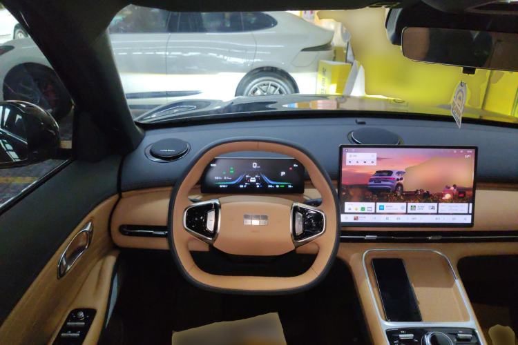 Used  Galaxy Xingjian 7 EM-i 2025 120km Launch+ Version
