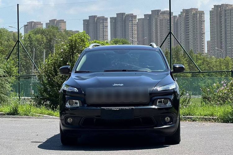 Used  Cherokee 2016 2.0L Superior Edition
