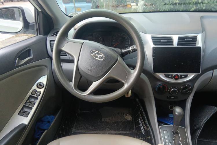 Used Hyundai Verna (older generation) 2014 1.4L Automatic Smart GLS
