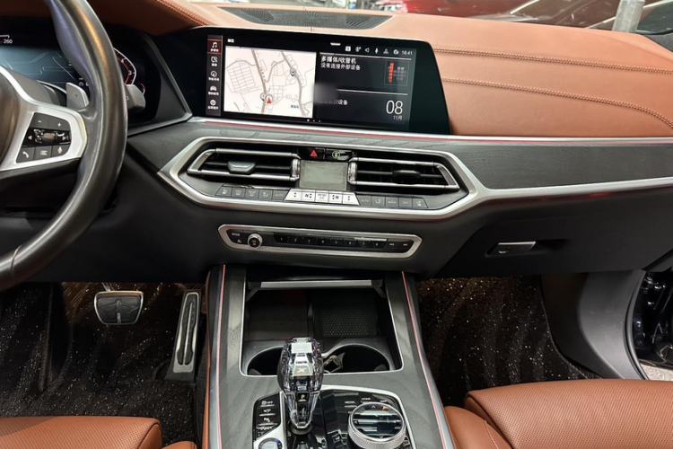 Used BMW X7 2022 xDrive40i Luxury M Sport Package
