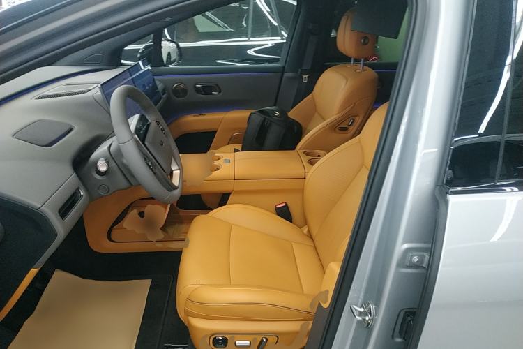 Used Li Auto Li Auto i8 2025 Standard Edition