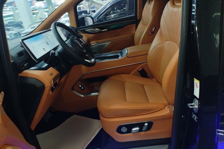 Used Wey Gaoshan 2023 Four-Wheel Drive Flagship Edition
