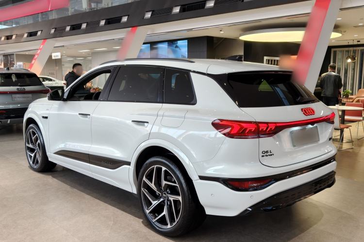 Used Audi Q6L e-tron 2026 First Launch Navigation Edition