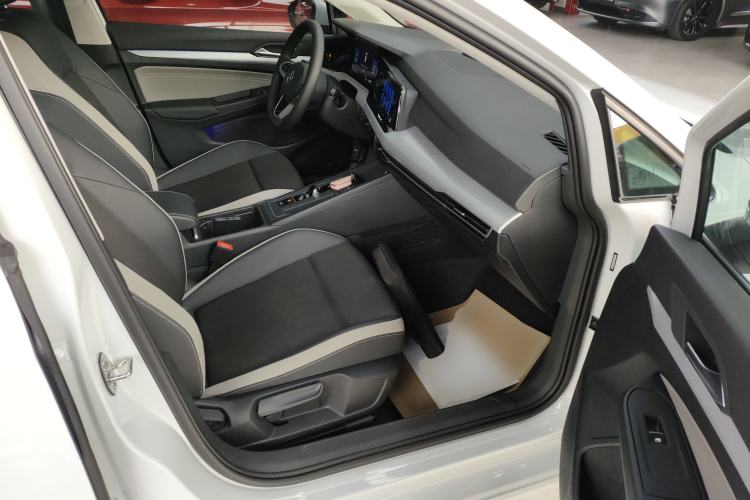 Used Volkswagen Golf 2023 Facelift 280TSI DSG Pro