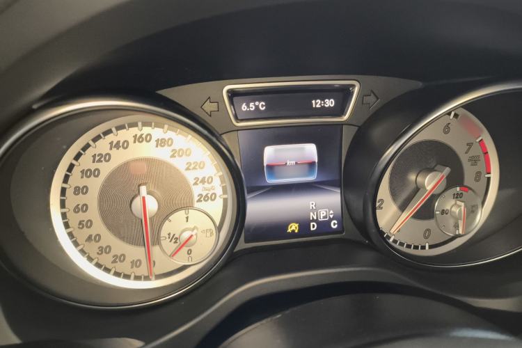 Used Mercedes-Benz GLA 2016 GLA 200 Fashion Model
