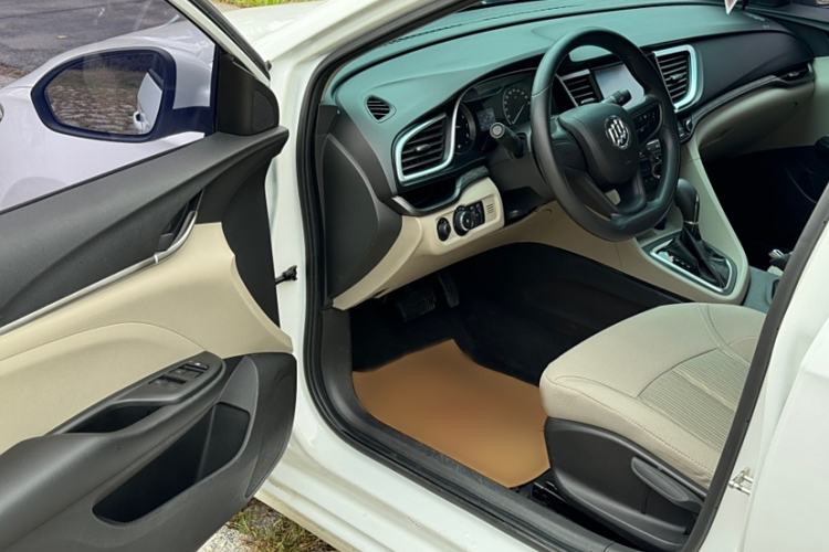 Used Buick GT 2015 15N Automatic Entry-Level Trim
