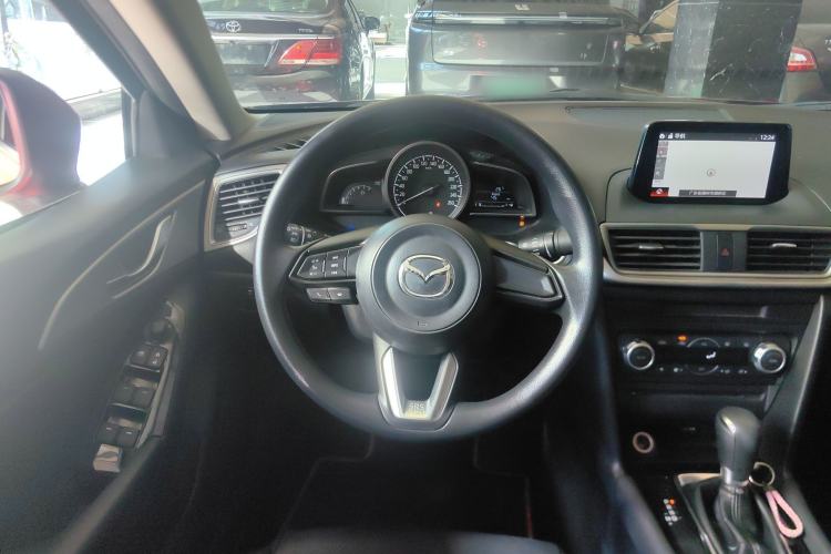 Used Mazda Mazda 3 Axela 2017 Sedan 1.5L Automatic Luxury Model Emission Standard China V
