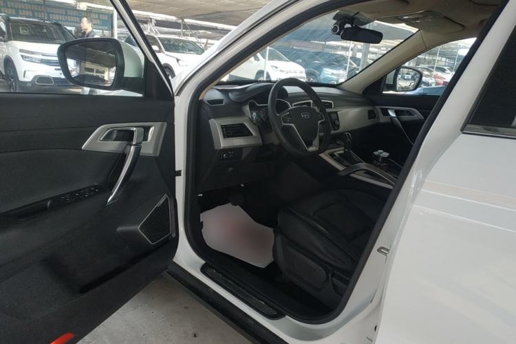 Used Geely Auto Emgrand X7 Sport 2016 1.8TD Automatic ZhiShang Model
