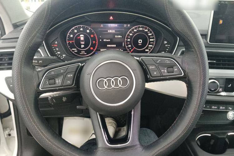 Used Audi A4L 2019 40 TFSI Fashion Version China V
