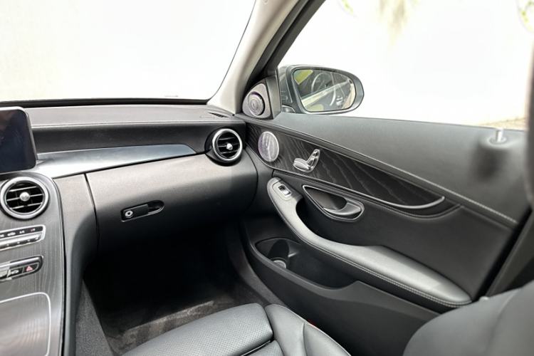 Used Mercedes-Benz C-Class 2020 Restyled C 200 L Fashion Edition Sport Version
