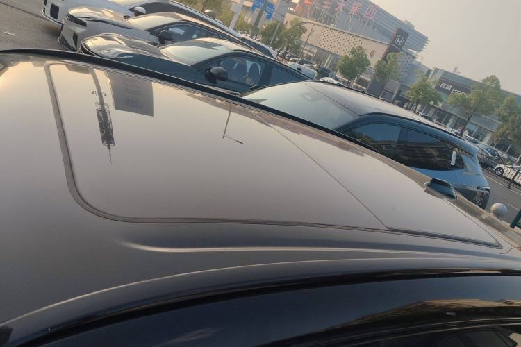 Used Lynk & Co 08 EM-P 2025 220 km All-Wheel-Drive Performance Halo
