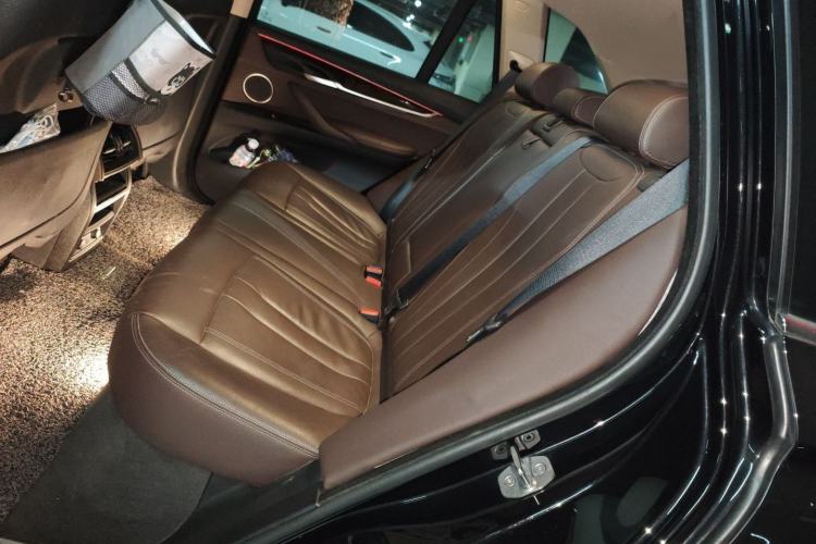 Used BMW X5 2018 xDrive28i
