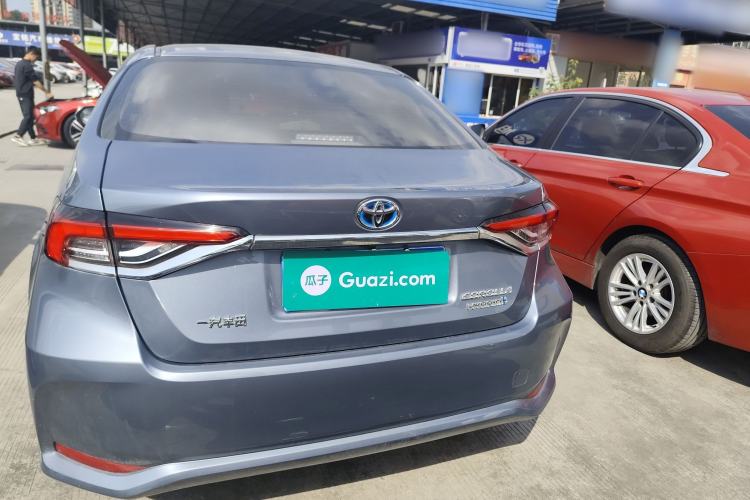 Used Toyota Corolla 2021 Dual-Motor 1.8L E-CVT Elite Edition
