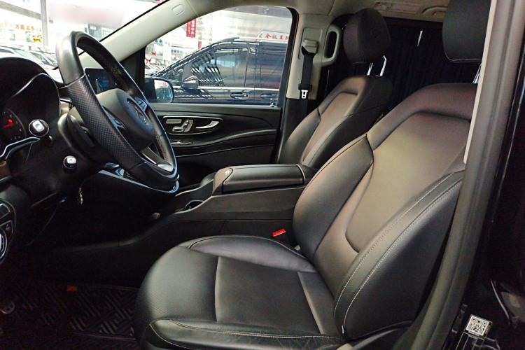 Used Mercedes-Benz V-Class 2021 V 260 L Long-wheelbase Luxury Edition