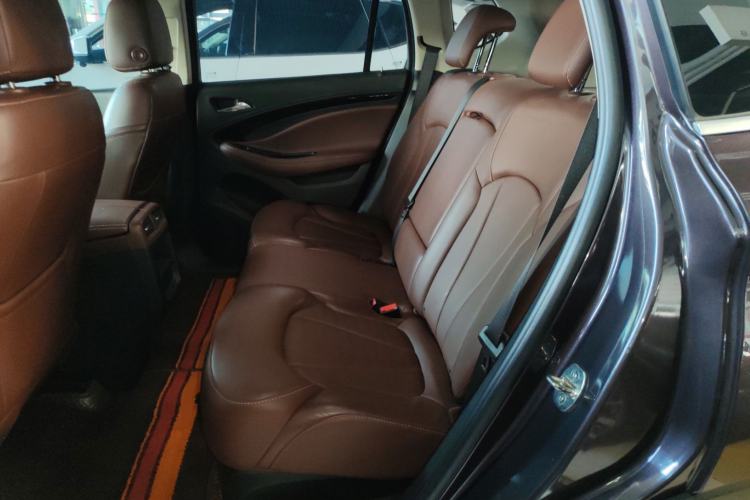 Used Buick Envision 2018 20T Two-Wheel Drive Luxury Model
