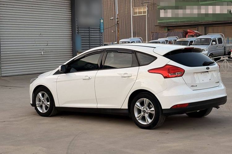 Used Ford Focus 2017 Hatchback 1.6L Automatic Comfort Plus SmartDrive Edition
