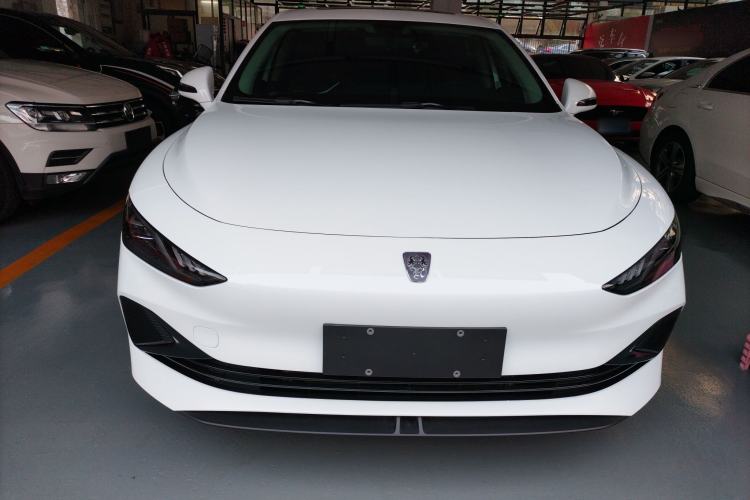 Used Roewe D7 2023 DMH 125km Superior Edition
