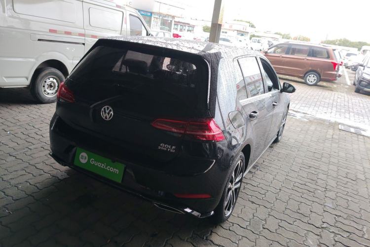 Used Volkswagen Golf 2018 280TSI Automatic R-Line Model
