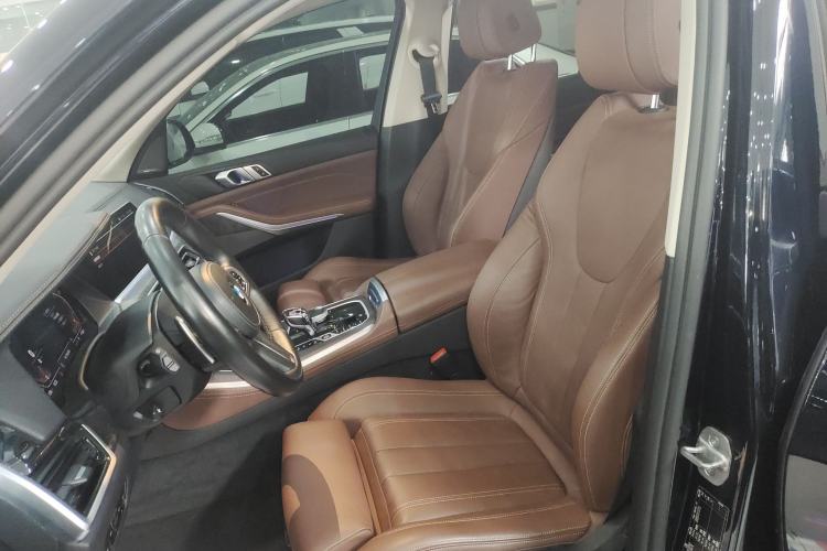 Used BMW X5 2022 xDrive40i M Sport Package
