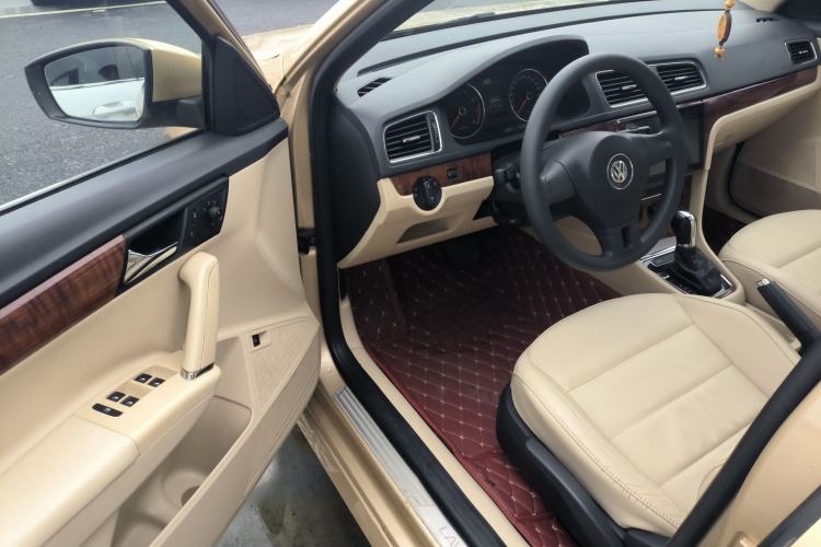 Used Volkswagen Lavida 2013 Restyled Classic 1.6L Automatic Comfort Edition
