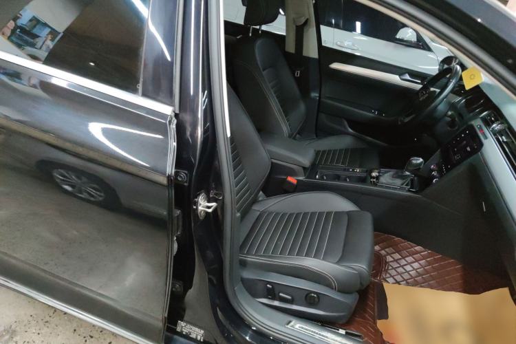 Used Volkswagen Magotan 2020 280TSI DSG Comfort Edition
