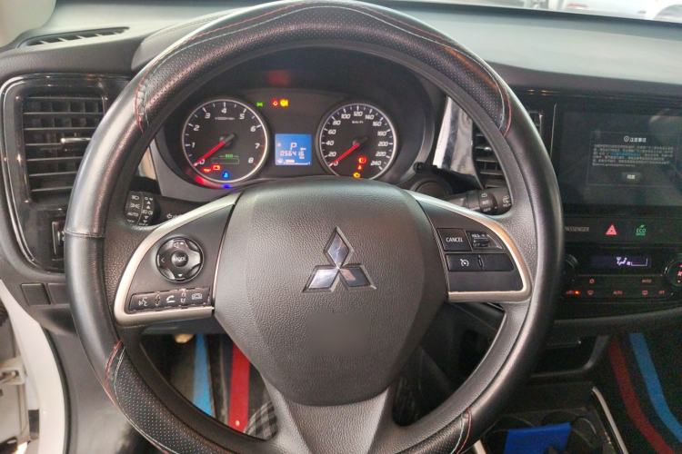 Used Mitsubishi Outlander 2021 Revised Version 2.0L Two-Wheel Drive Comfort Edition 5 Seats