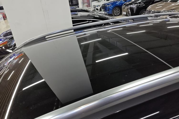 Used Mercedes-Benz GLC 2025 GLC 260 L 4MATIC Dynamic Edition
