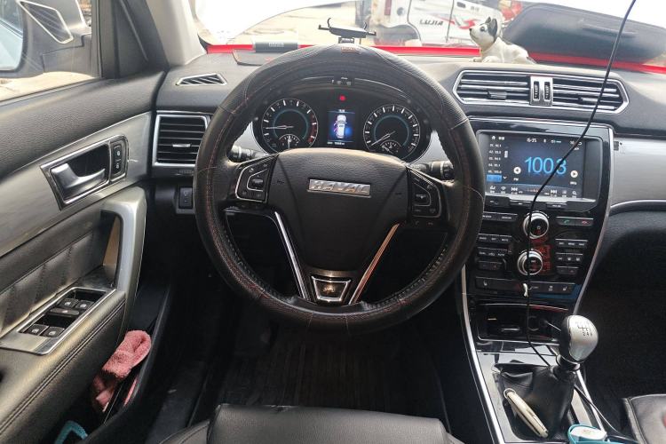 Used Haval H2 2016 Red-Label 1.5T Manual Two-Wheel Drive Luxury Model
