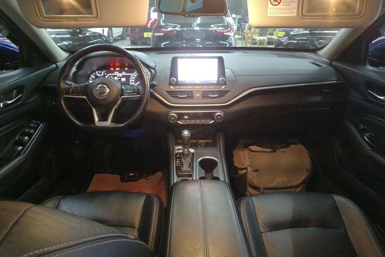 Used Nissan Teana 2019 2.0L XL Upper SmartDrive Version

