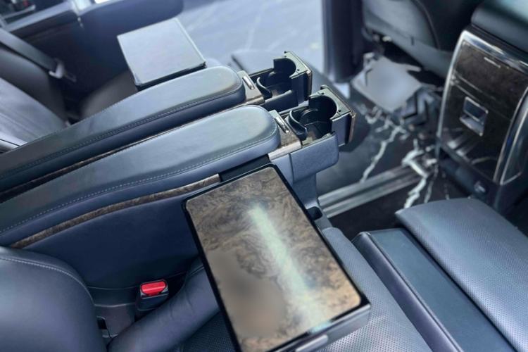 Used Toyota Vellfire 2020 Dual-Engine 2.5L HV Prestige Edition
