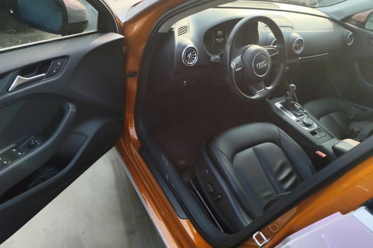 Used Audi A3 2014 Limousine 35 TFSI Automatic Fashion Model
