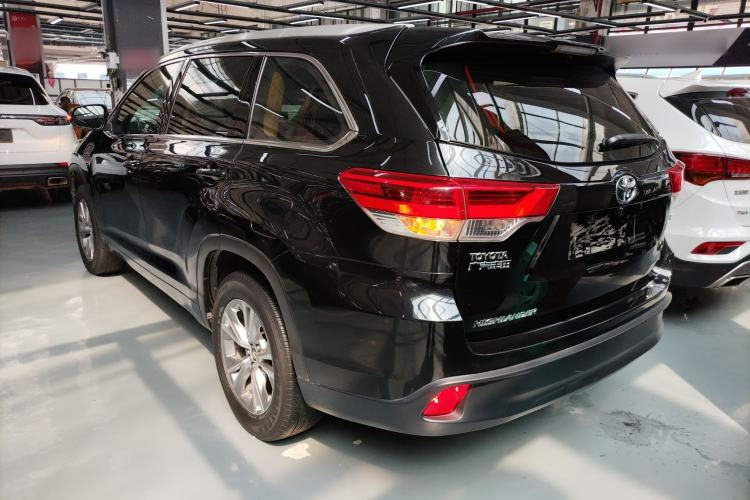 Used Toyota Highlander 2018 2.0T Two-Wheel Drive Elite Edition 7 Seats Emission Standard China V