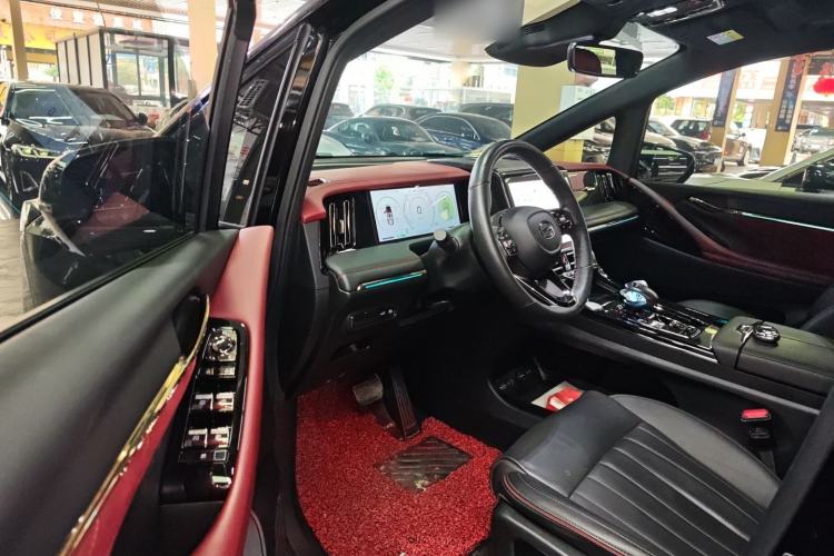 Used GAC Trumpchi M8 2023 Zongshi Series Dual-Motor Flagship Edition