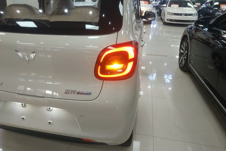 Used Wuling Hongguang MINIEV 2025 Four-Door Version Advanced Edition
