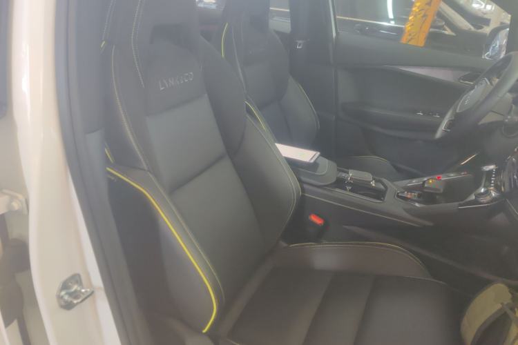 Used Lynk & Co 06 2023 Remix 1.5T Dynamic Halo