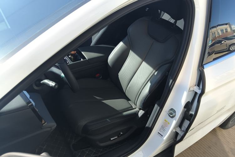 Used BYD Qin L 2024 DM-i 120KM Beyond Model
