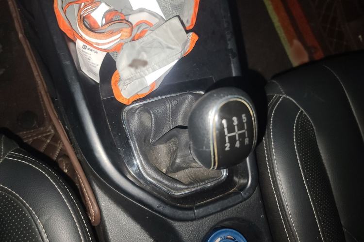 Used Dongfeng Fengon 580 2016 1.8L Manual Comfort Model
