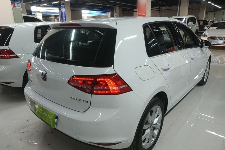 Used Volkswagen Golf 2015 1.4TSI Automatic Flagship Model
