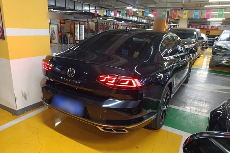 Used Volkswagen Magotan 2023 2 Million Units Limited Edition 330TSI DSG Leading Version