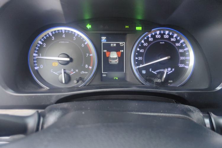 Used Toyota Highlander 2018 2.0T Four-Wheel Drive Prestige Version 7 Seats China VI Standard
