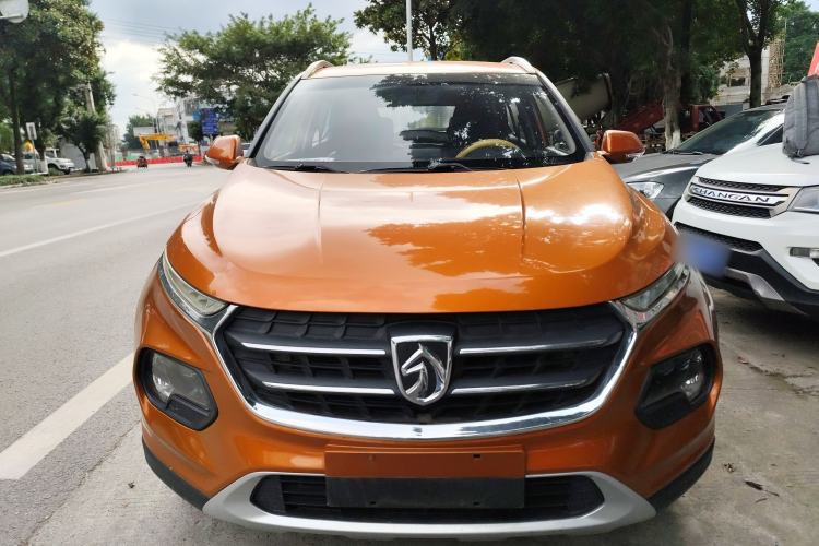 Used Baojun 510 2017 1.5L Automatic Fashion Model
