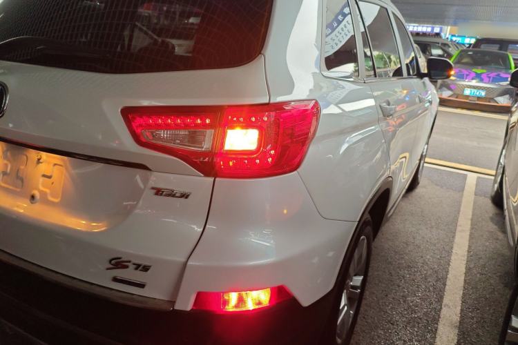 Used Changan CS75 2017 Shangkui Edition 1.5T Automatic Sharp Model
