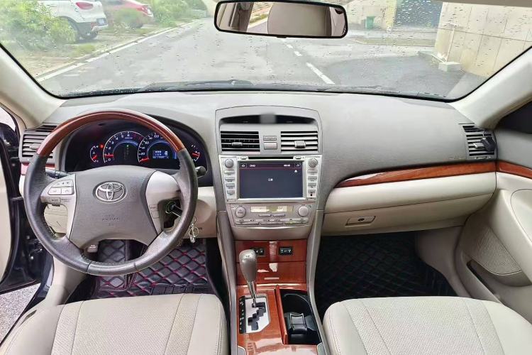 Used Toyota Camry 2013 200G Classic Luxury Edition
