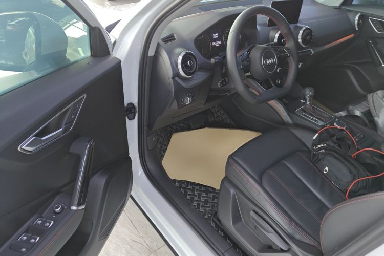 Used Audi Q2L 2024 35TFSI Ambition Dynamic Edition

