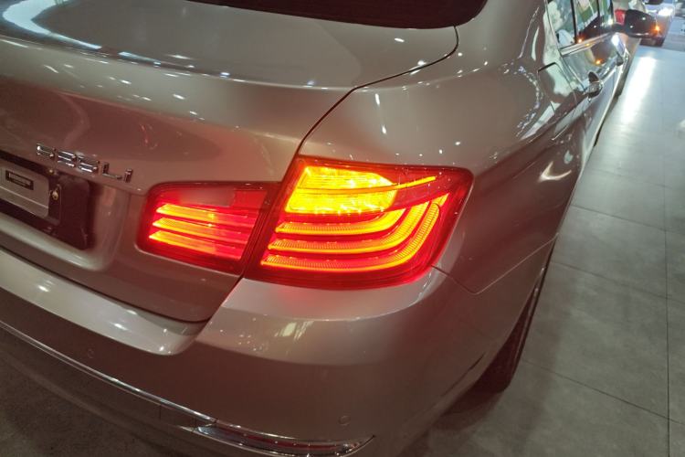 Used BMW 5 Series 2014 525Li Luxury Design Package